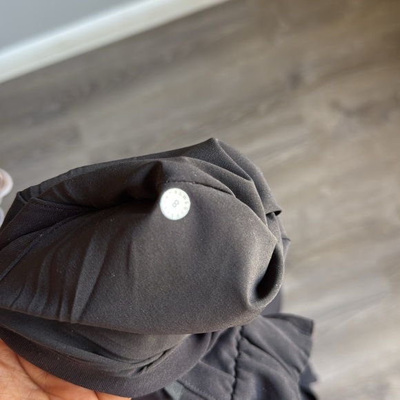 Lululemon Noir Pant *Woven Black 8 - Picture 11 of 14